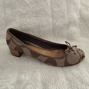 Coach Tan and Brown Women's Flats with Bow